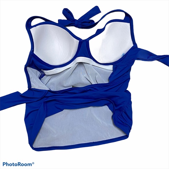 Tommy Bahama Halter Style Tie Back Tankini Top - Picture 6 of 6